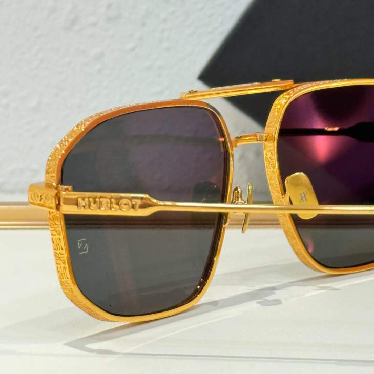 Picture of Hublot Sunglasses _SKUfw73007638fw